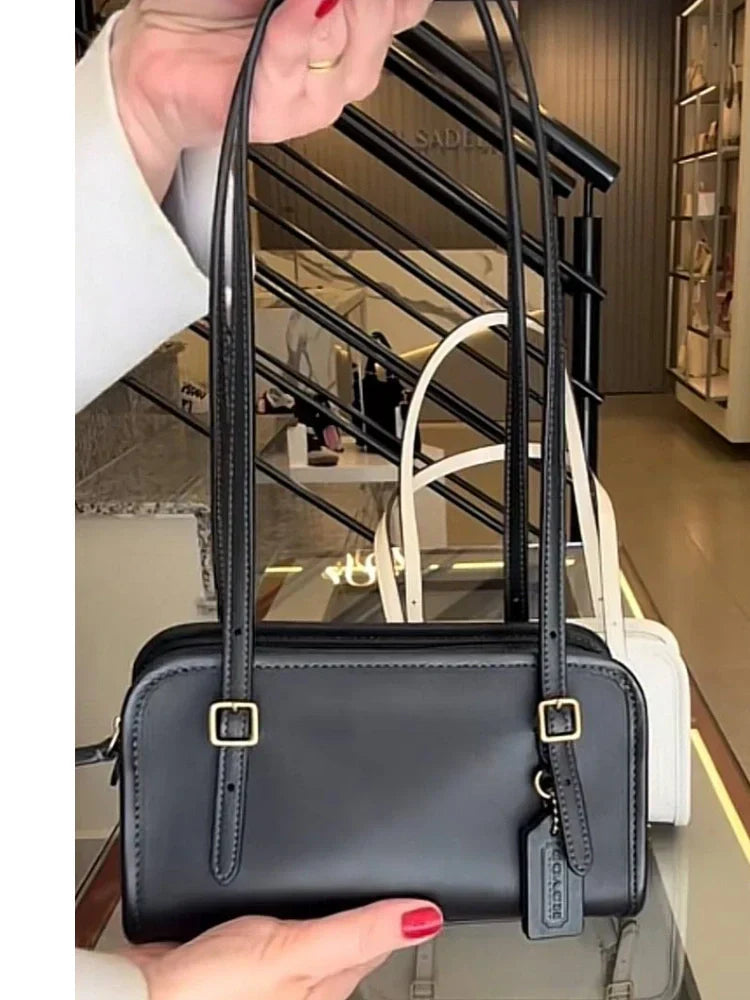 COACH BAG SWING ZIP 20